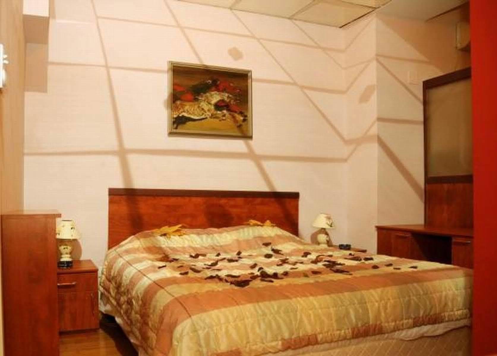 Hotel Tomce Sofka Skopje Room photo